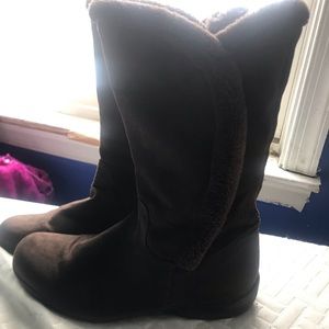 Brown boots